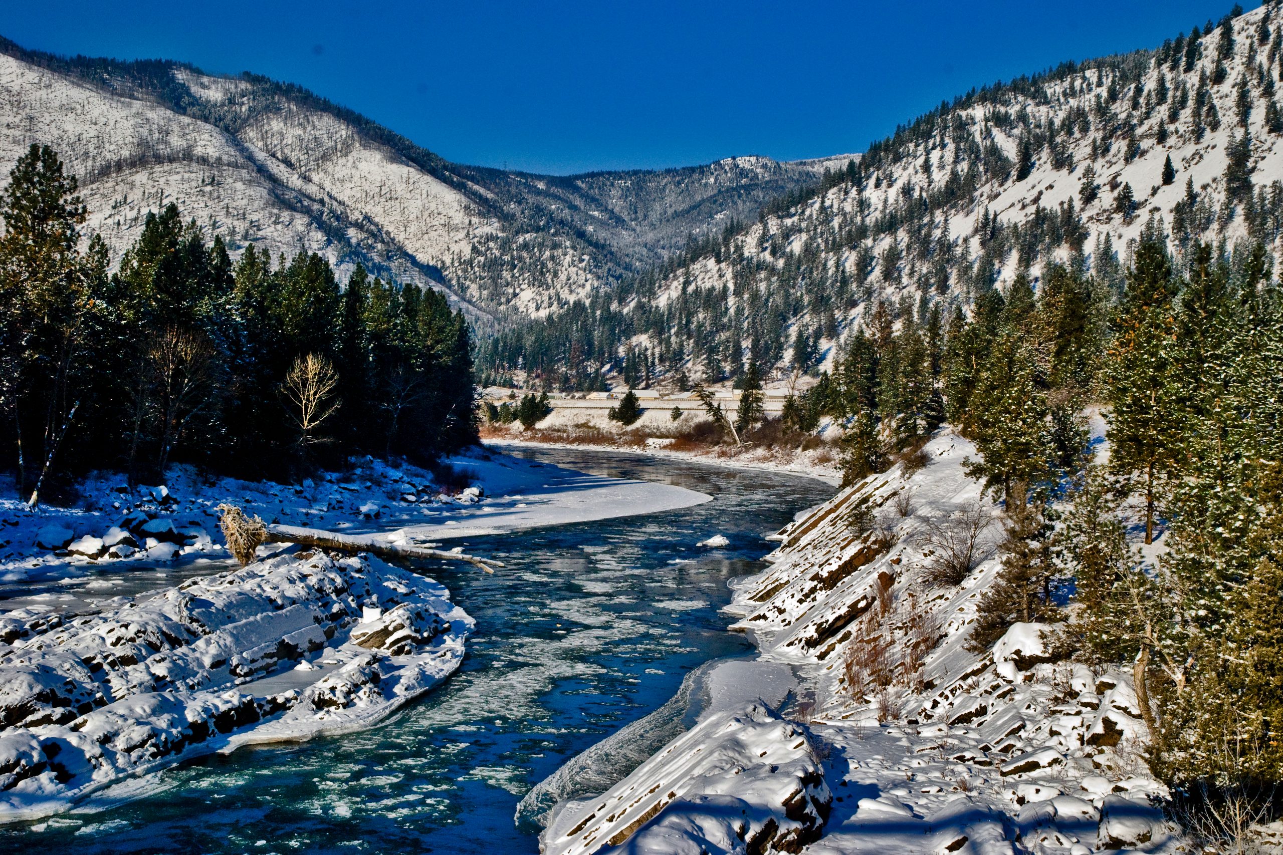 A winter scene of the Clark Fork River near Alberton, Montana