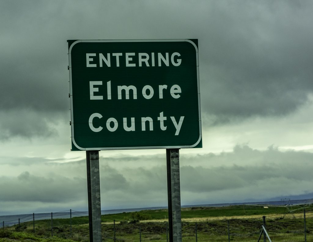 The Entering Elmore County sign on I 84 east of Glenn's Ferry.